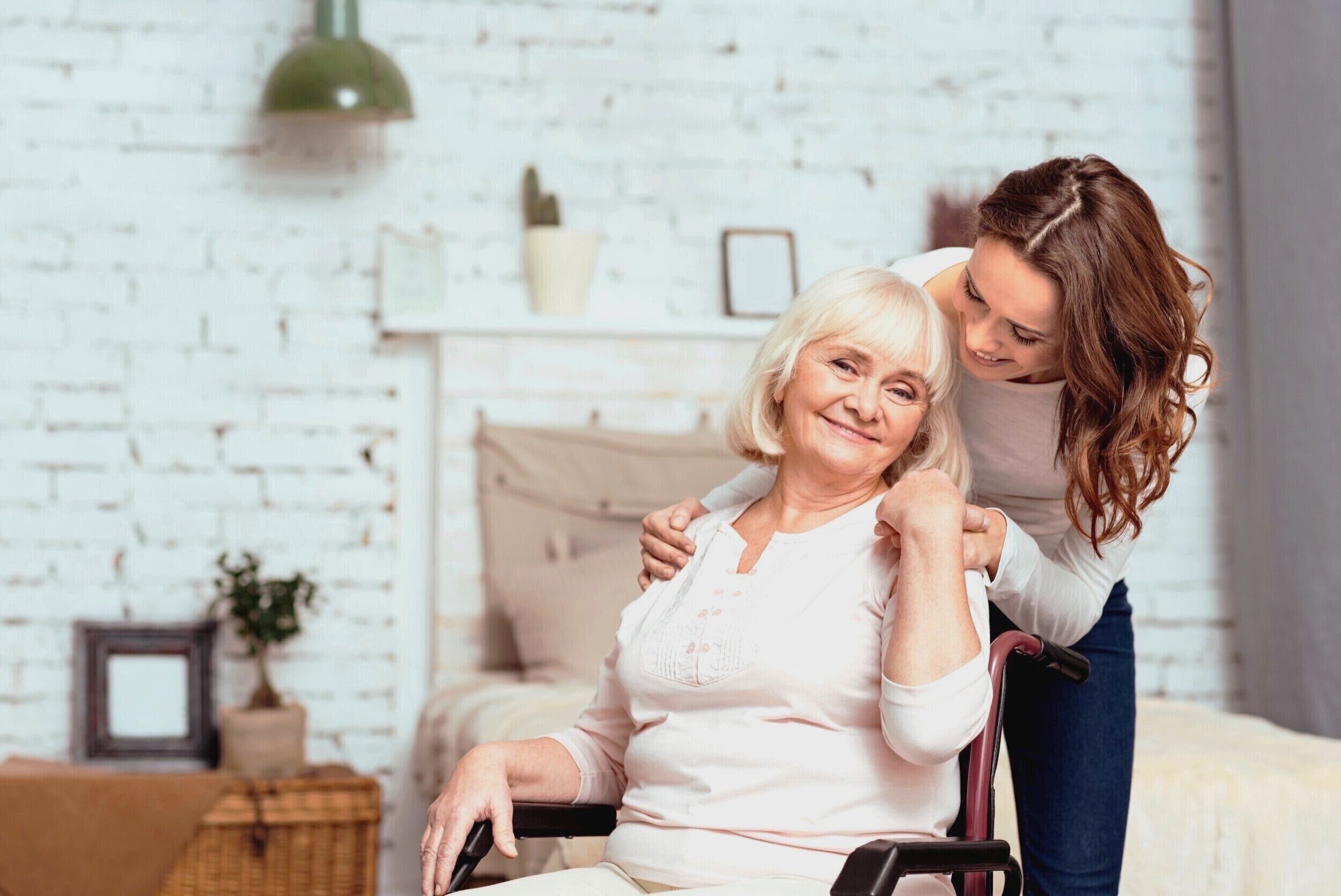 LIVE-IN CARER (low living costs)